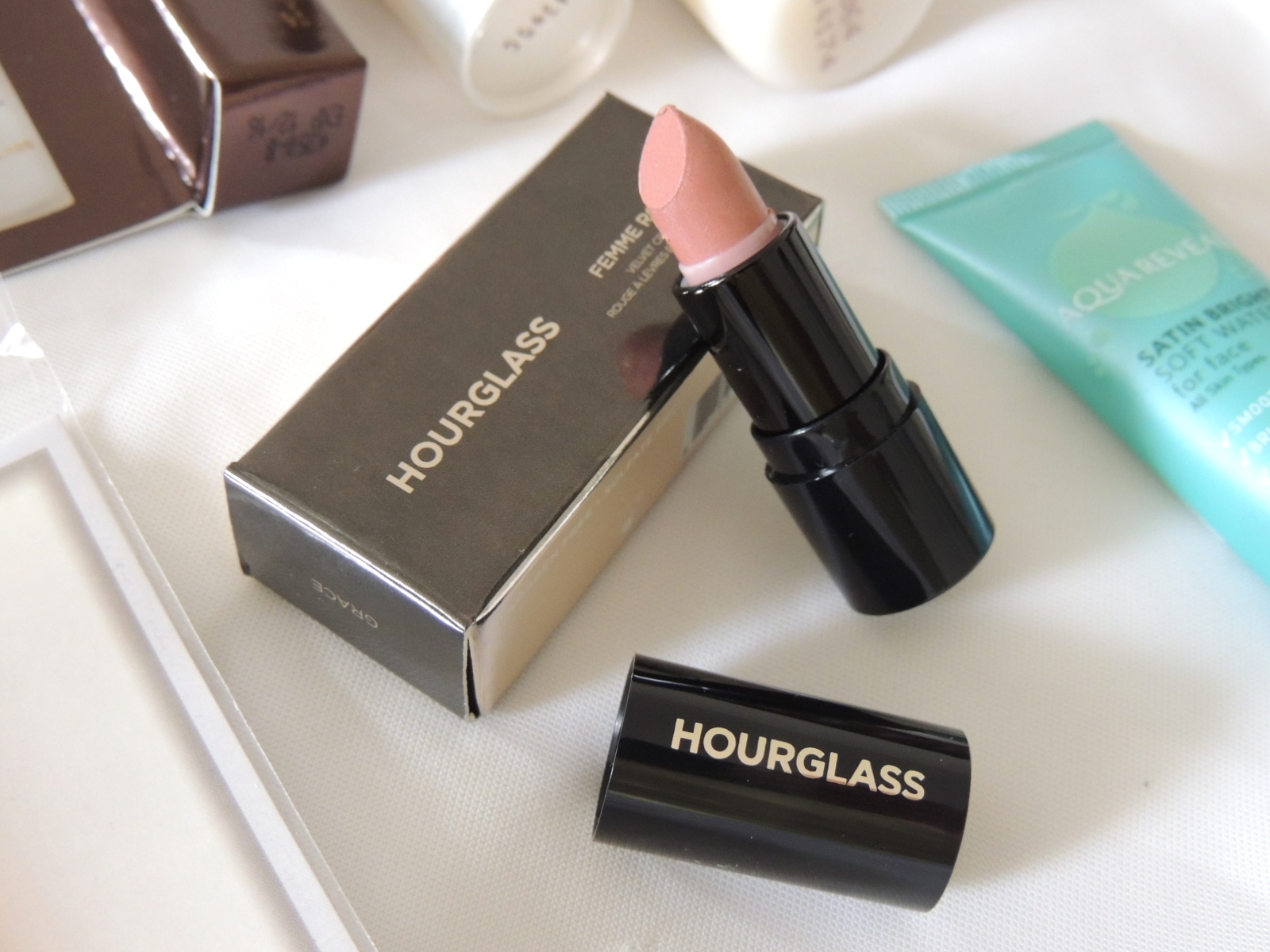 Hourglass Femme Rouge Velvet Crème Lipstick in Grace .JPG